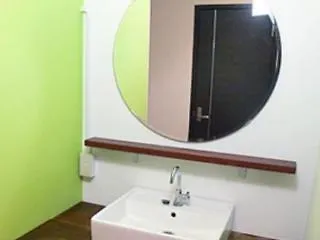אוסקה Bonsai Guest House יפן