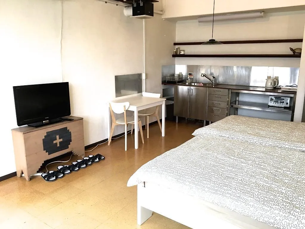 Bonsai Guest House Osaka 0*,
